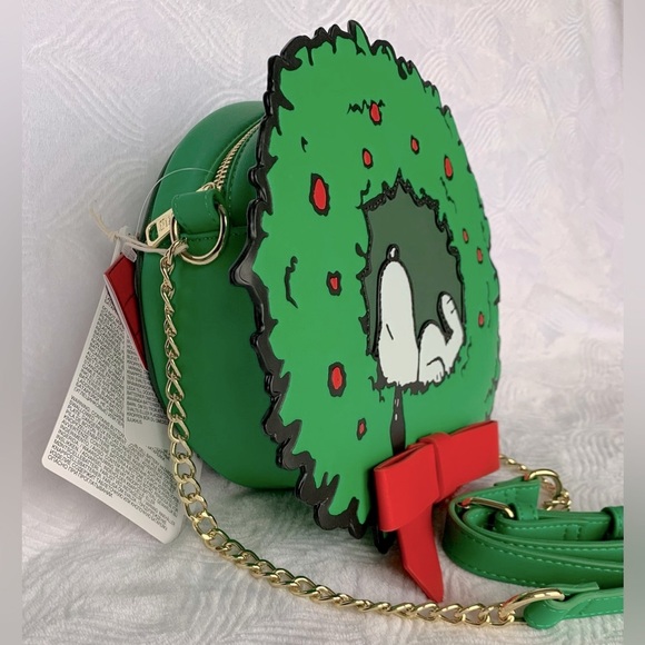 Loungefly Peanuts Snoopy Light-Up Holiday Wreath Crossbody Bag - Picture 3 of 15